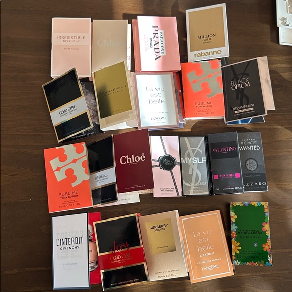 Assorted Perfume Sample Collection - Picture 1 of 5